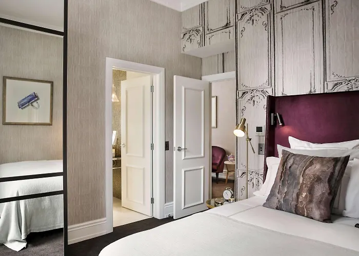 Upper Floors Junior Suite